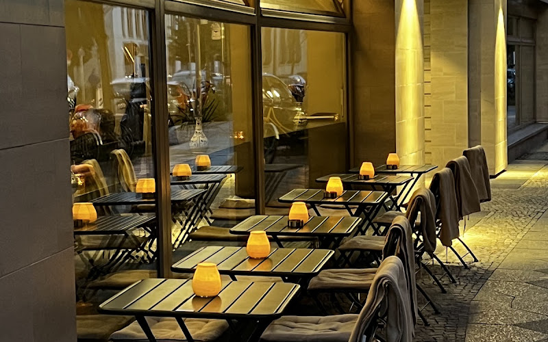 meet me halfway Berlin