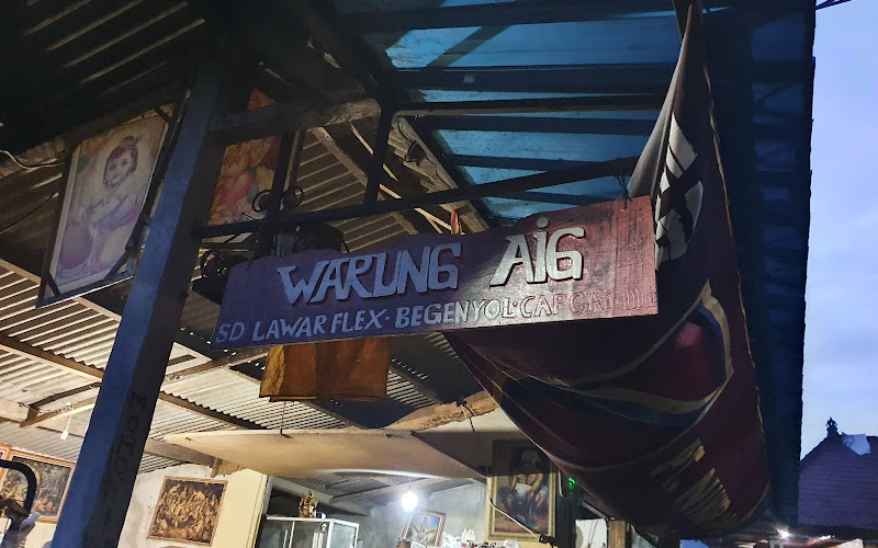 Wr.Makan Lawar Bali Donk Candhra