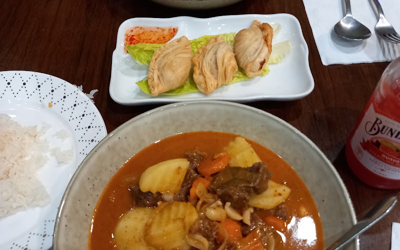 Tuk Tuk @ Cafe