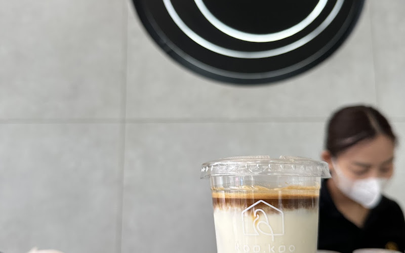 koo.koo cafe @ B Work