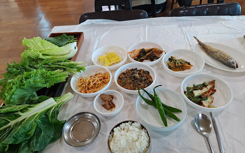 수미원 우렁쌈밥