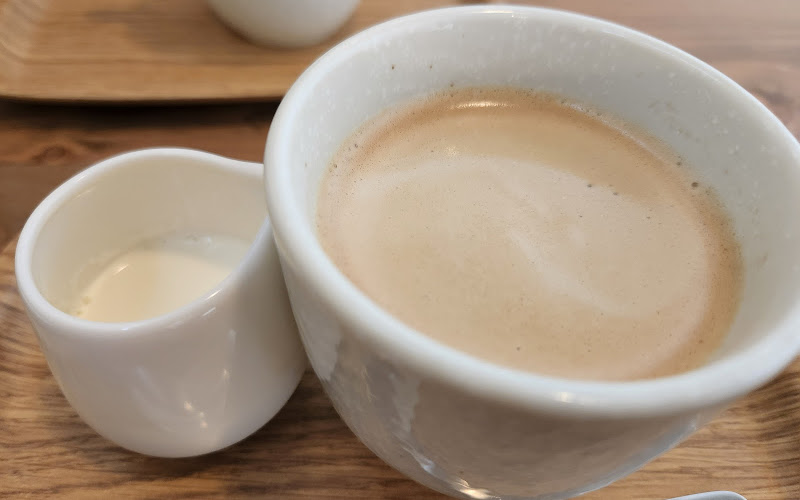 CAFE & PUBLIC HOUSE Little