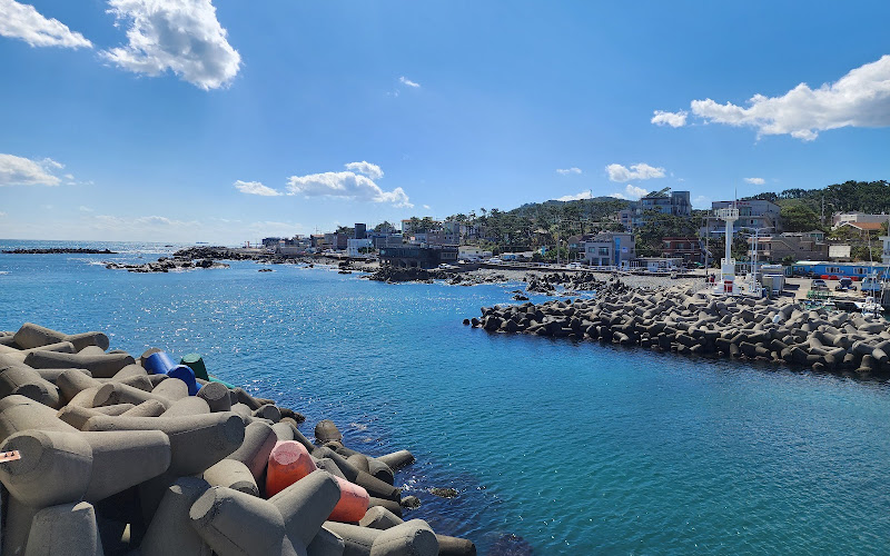 주전항북방파제등대