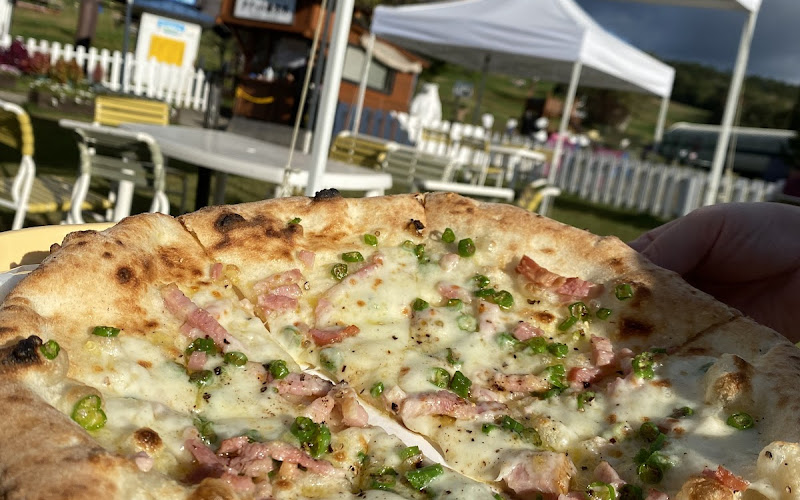 ひるがの高原の石窯焼き ピッツェリア ルガーナ