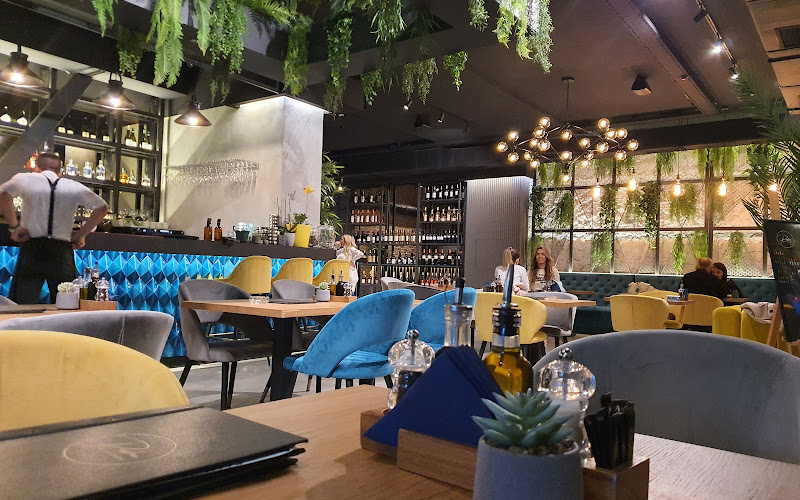 Pashe pizza bar & restaurant