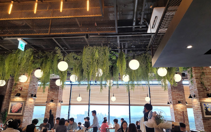 어반이스트호텔 투앤투