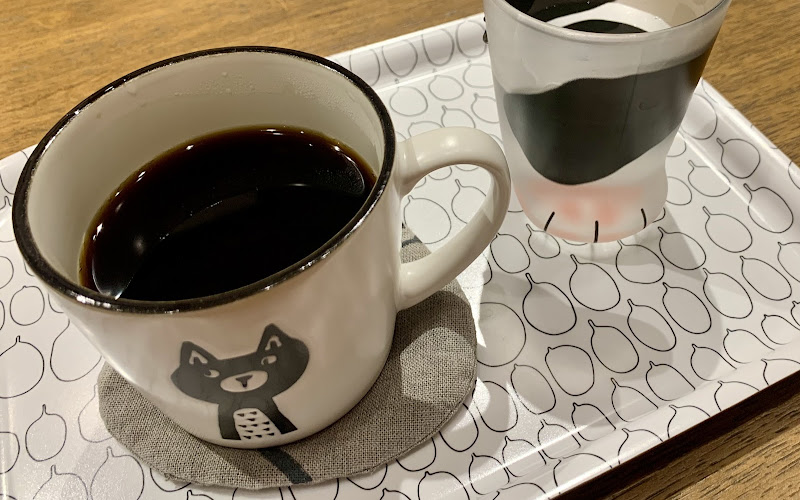 ねこカフェhäntä(ハンタ)