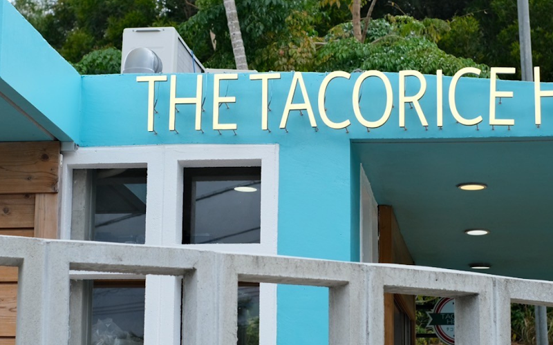 ザ・タコライスハウス 恩納うるま店