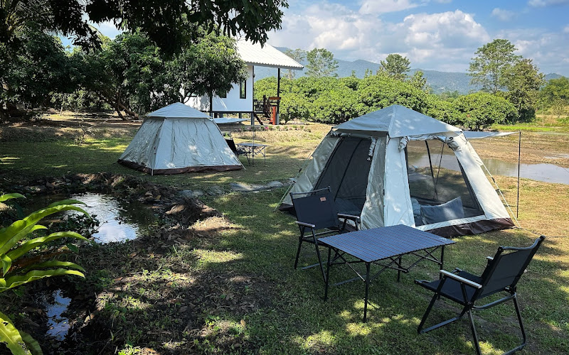 The Farmer coffee & farm stay