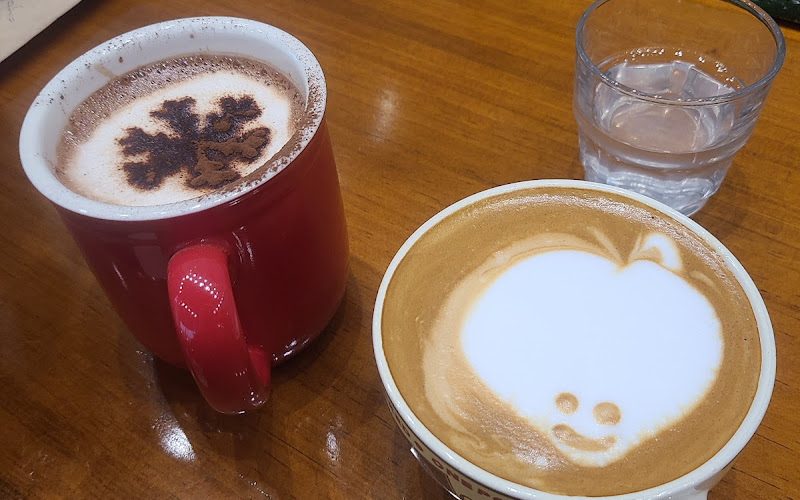 Le Pain Cafe Bakery