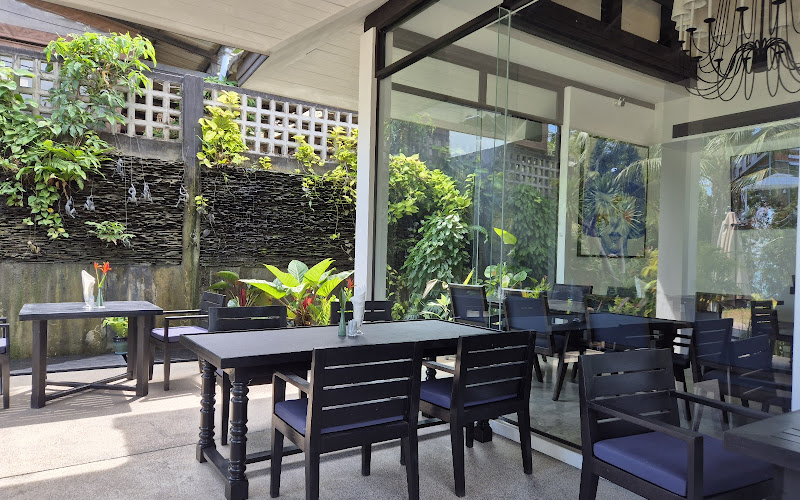 Funky Monkey Bar and Restaurant
