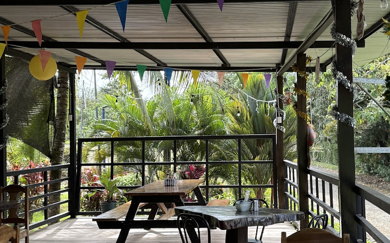 La Casona de Perron.