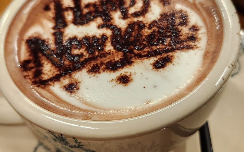 Abstrak Cafe