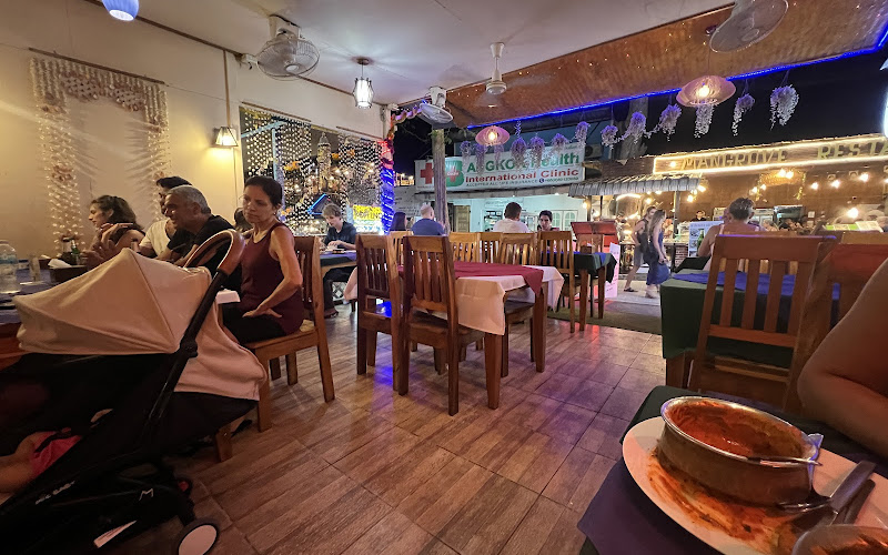 Kohinoor Indian Restaurant & Pizza