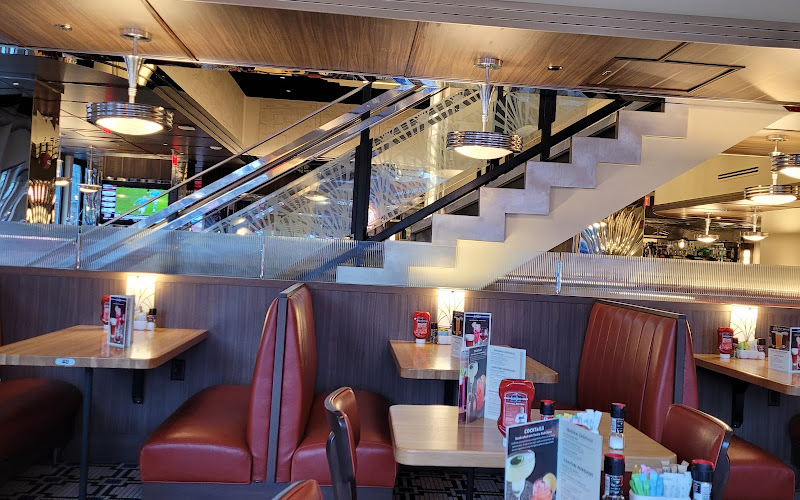 Silver Diner