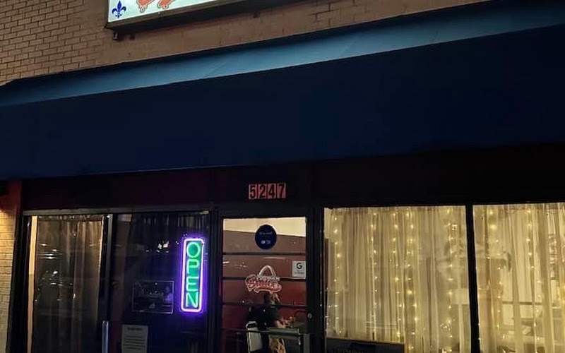 Too Much Sauce St. Louis