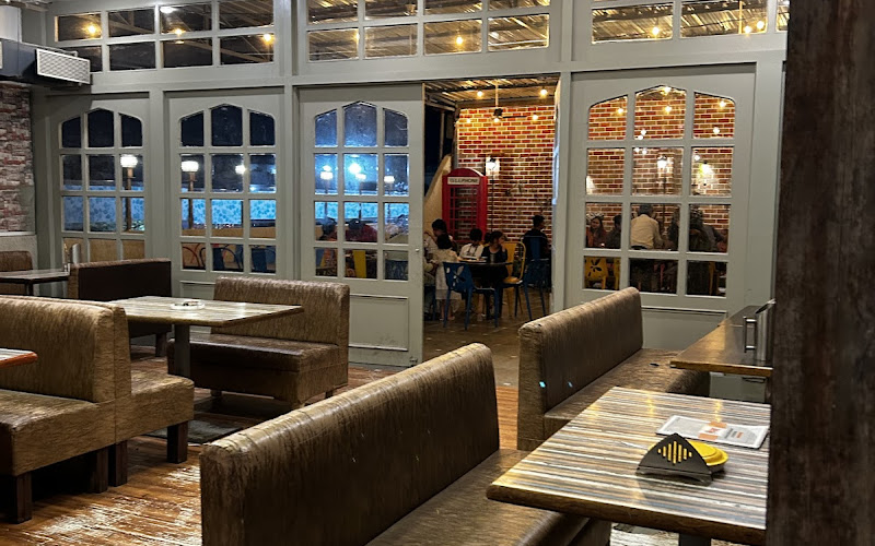 Hotel Shikha - Family Restaurant Azad Market,Bhopal