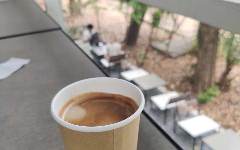 ร้านกาแฟใสใส