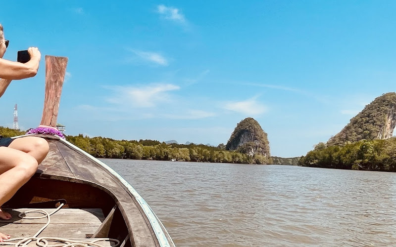 Khao Khanab Nam