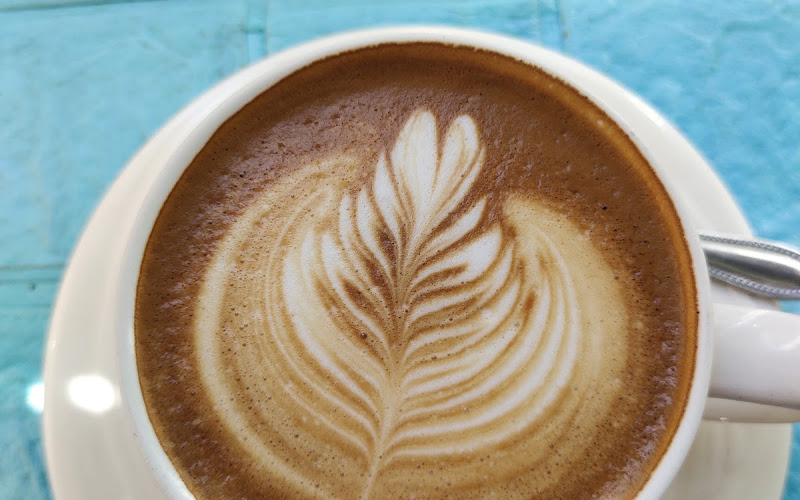 Pom Coffee Shop