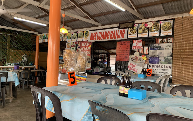 Warung Mee bandong muar depan kubur