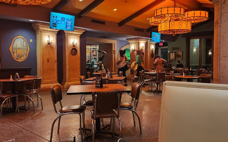 El Azteca Perimeter