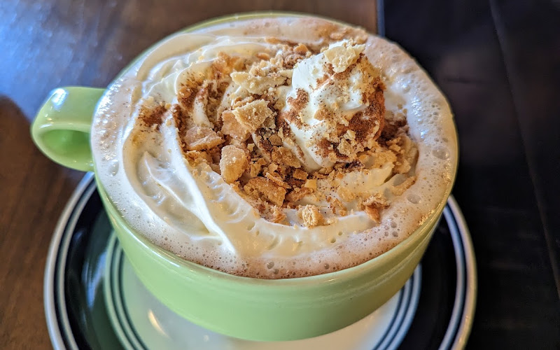 Common Grounds Bistro