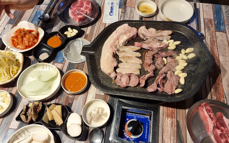 국가대표109무한리필 - 창원교원점