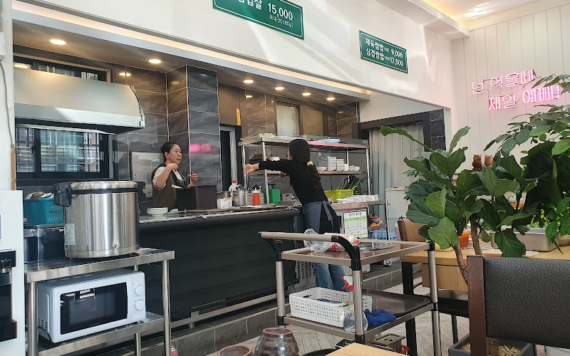 미(味)를담은항아리쌈밥