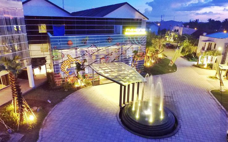MaxOne Hotel & Resort Makassar