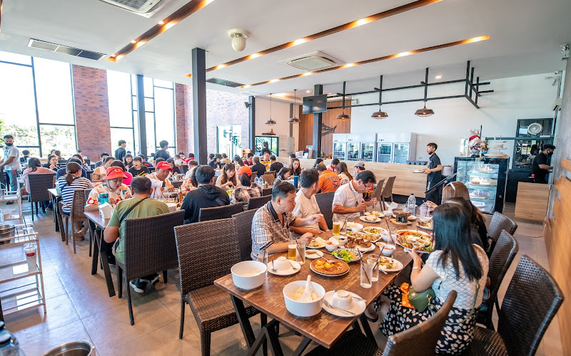 Platoo Restaurant Chanthaburi ( ปลาทูเรสเตอรองท์ จันทบุรี )