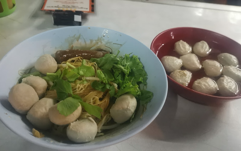 เจ้ยี้ ก๋วยเตี๋ยวลูกชิ้นหมู-เนื้อ บางขุนนนท์