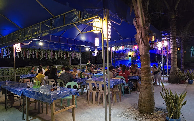Boardwalk BBQ Station
