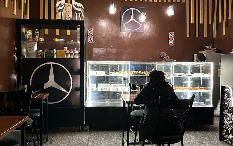Mercedes Cafe مطعم ومقهى مرسيدس