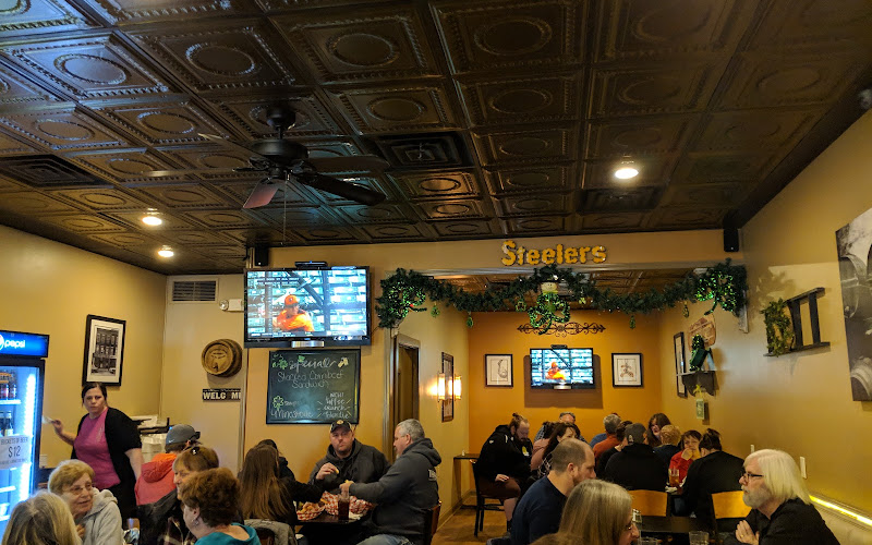 The Market Vines - Wine Bar & Grille