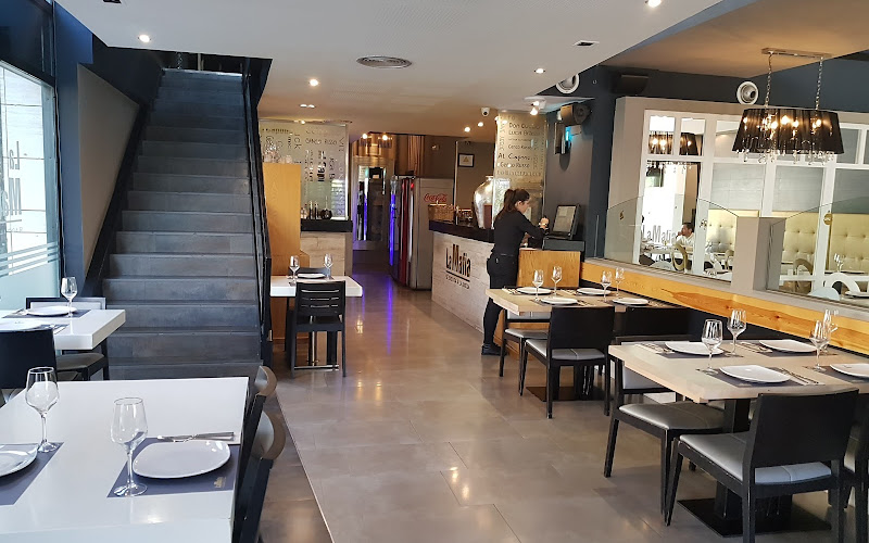 La Mafia se sienta a la mesa