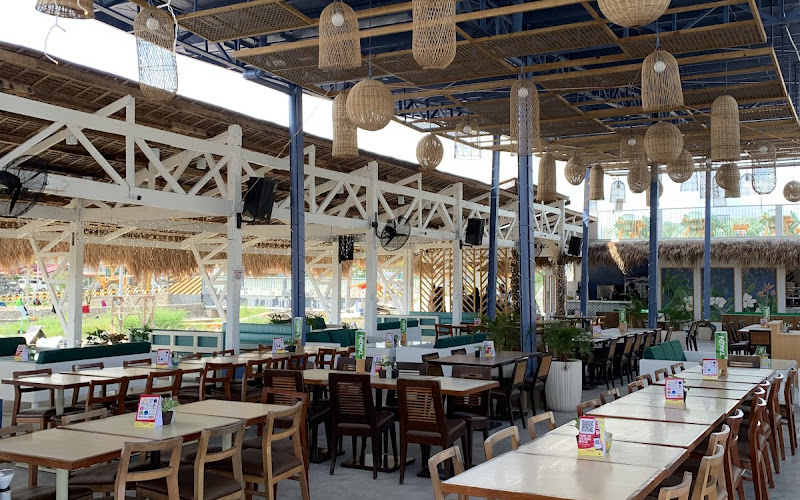 Parola Seaview Restaurant - City of Naga, Cebu