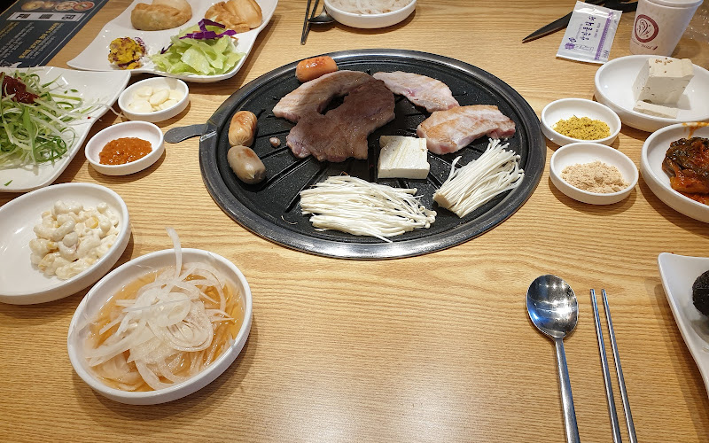 고기싸롱 전주아중점