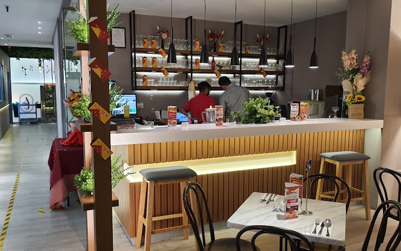 Authentique Restaurant