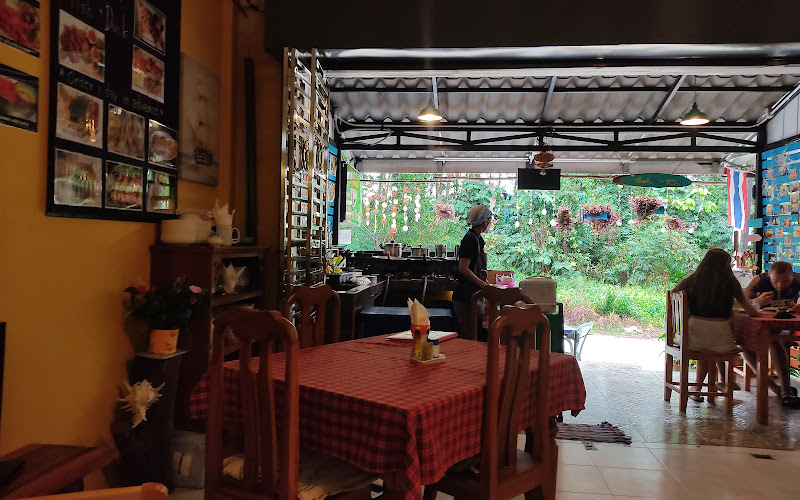 Charm Thai restaurant khaoLak( ชามไทย)