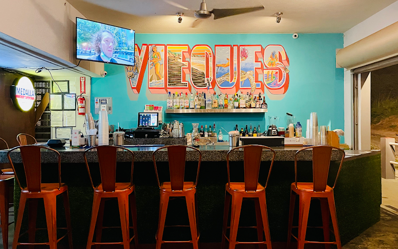 Robin’s Mojito Bar & Grill