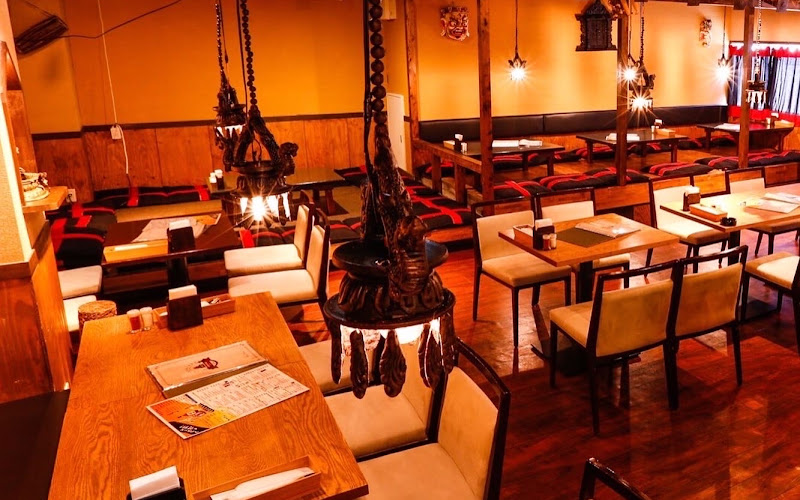 カスタマンダップ