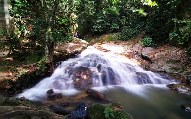 Lata Merkor or Geruntum Falls