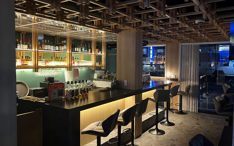 Cafe & Bar47