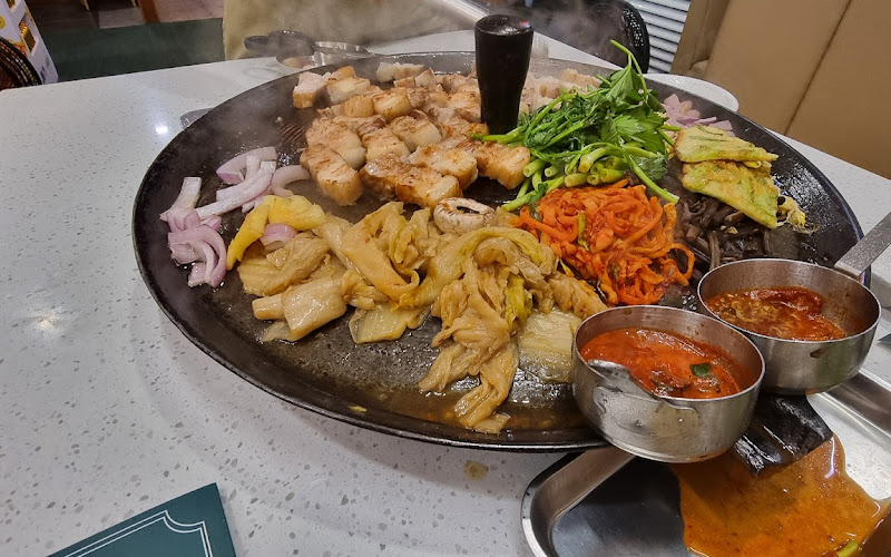 미나리 BBQ 식당
