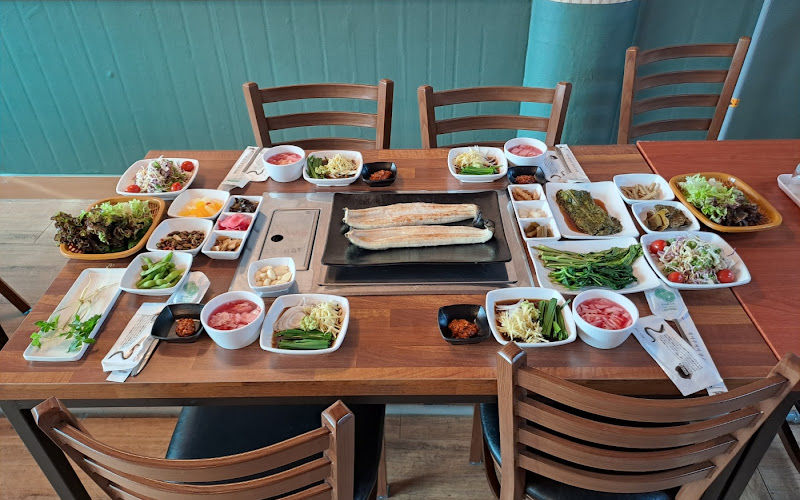 풍천민물장어 충효점