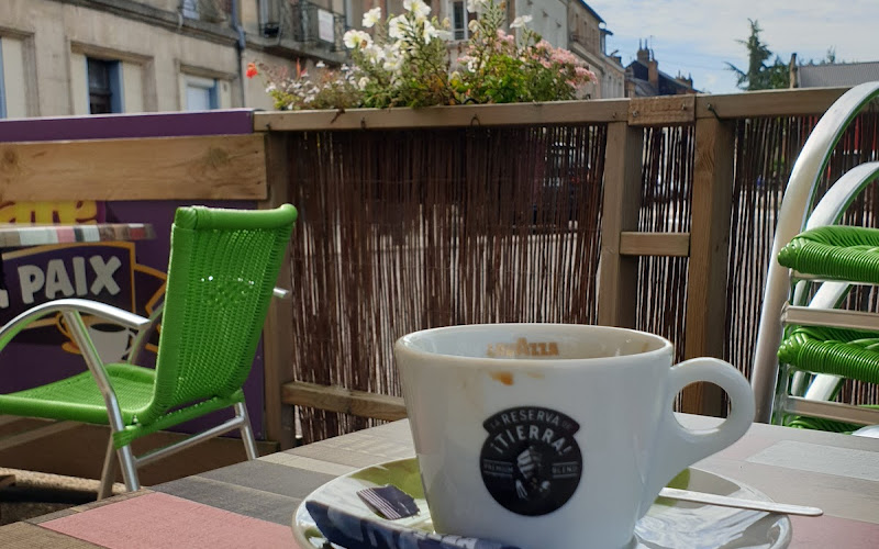 Point Nickel - CAFE DE LA PAIX