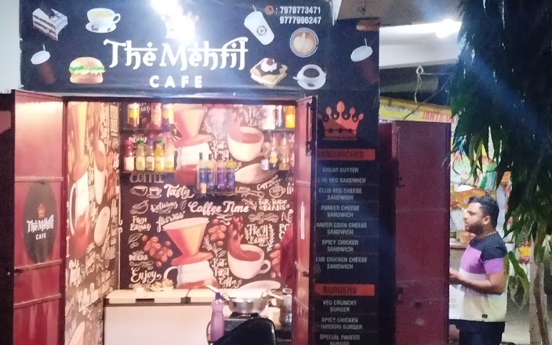 The mehfil cafe chhend colony