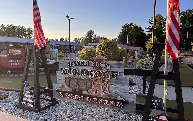 Silver Town Mini Golf and Gem Mining