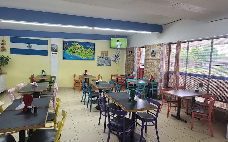 El Tesoro Café